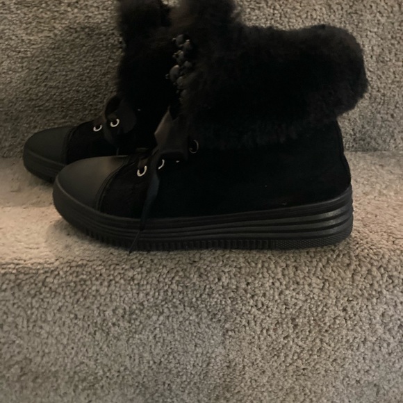 Worn Twice!! In Excellent Condition!! Ninety Union Warm Sneaker - Picture 5 of 10